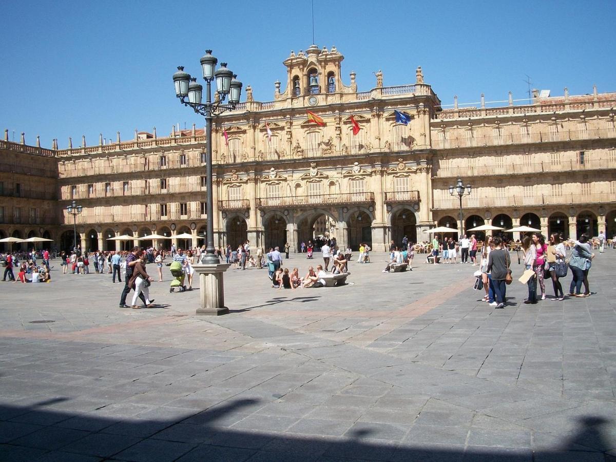 Pension Virginia By Vivere Stays Salamanca Dış mekan fotoğraf